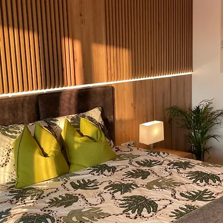 Cosmopolit Nest Apartment *
