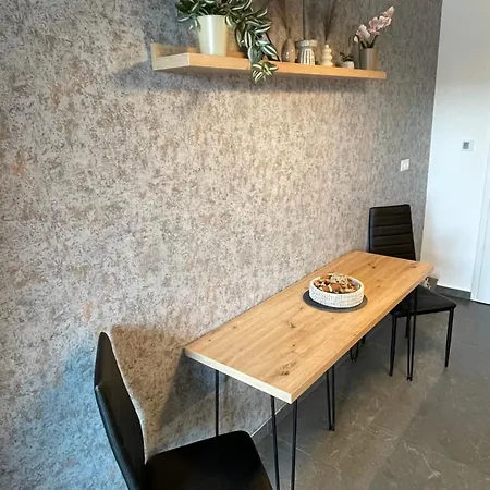 Cosmopolit Nest Apartment *